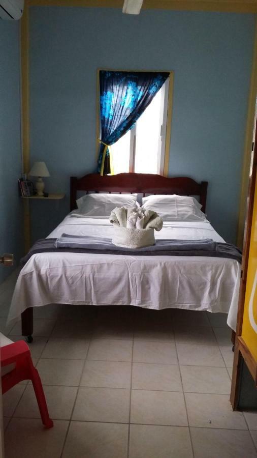 Chapito'S Apartment 2 Caye Caulker Luaran gambar